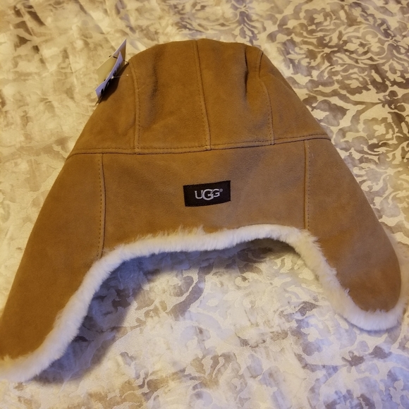 UGG Accessories - "SOLD" UGG Hat  - 60% reduction😃😃